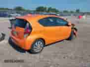 2015 Toyota Prius One z VIN JTDKDTB38F1093262, wystawiony jako IAAI lot #42588217 z przebiegiem 32 355 mil mil oraz . Historia ofert i sprzedaży dostępna na DreamBid. Obrazek 4.