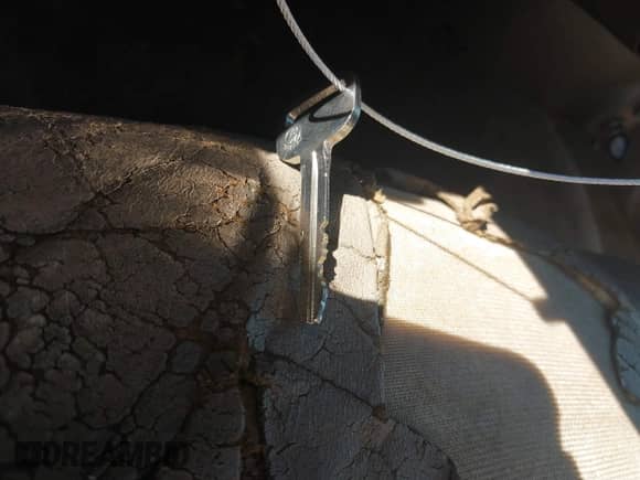 2002 Toyota Tundra Limited with VIN 5TBBT48142S223803, listed as a IAAI auction lot 43390980 with 155,903 mi miles and . Bid and sale history available at DreamBid. Image 11.