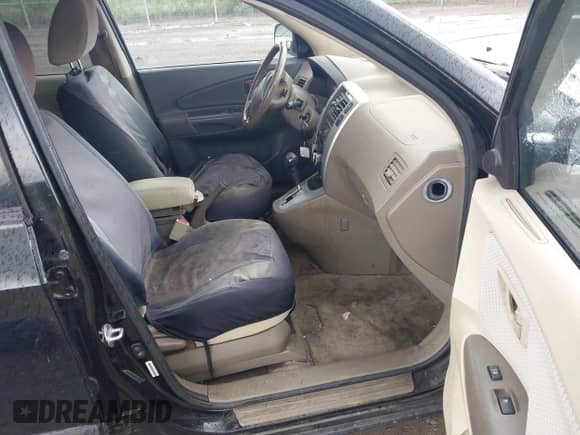 2008 Hyundai Tucson SE with VIN KM8JN72D28U878351, listed as a IAAI auction lot 42333359 with 133,830 mi miles and . Bid and sale history available at DreamBid. Image 5.