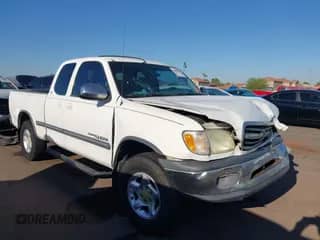 2002 Toyota Tundra SR5 with VIN 5TBRN34142S330570, listed as a IAAI auction lot 42826870 with 293,594 mi miles and . Bid and sale history available at DreamBid. Image 1.