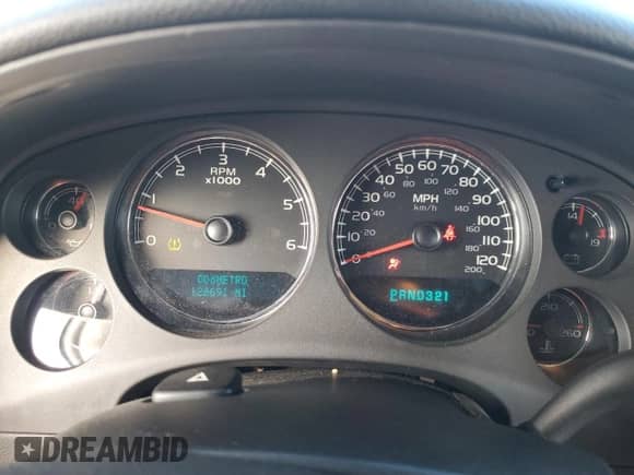 2007 Chevrolet Suburban LT with VIN 1GNFK163X7J224481, listed as a Copart auction lot 82161425 with 126,691 mi miles and Salvage title. Bid and sale history available at DreamBid. Image 9.