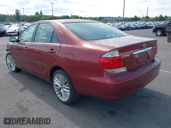 2006 Toyota Camry STD with VIN 4T1BE30K76U126852, listed as a IAAI auction lot 43124560 with 245,890 mi miles and . Bid and sale history available at DreamBid. Image 3.