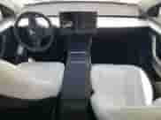 2022 Tesla Model Y Long Range с VIN 7SAYGDEE9NF554255, выставлен на аукционе Copart как лот 60143804 с пробегом 19 007 миль миль и Списание • Salvage title. История ставок и продаж доступна на DreamBid. Изображение 8.