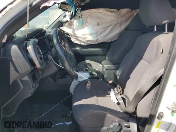 2017 Toyota Tacoma SR5 с VIN 5TFAZ5CN8HX053689, выставлен на аукционе Copart как лот 81583205 с пробегом 131 402 миль миль и Чистый • Clean title. История ставок и продаж доступна на DreamBid. Изображение 7.