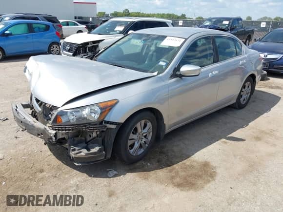 2012 Honda Accord SE z VIN 1HGCP2F67CA205850, wystawiony jako IAAI lot #43312171 z przebiegiem 115 961 mil mil oraz . Historia ofert i sprzedaży dostępna na DreamBid. Obrazek 2.