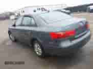 2009 Hyundai Sonata GLS with VIN 5NPET46C89H557728, listed as a IAAI auction lot 42348228 with 205,860 mi miles and . Bid and sale history available at DreamBid. Image 3.