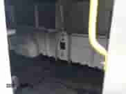 2018 Ram ProMaster Cargo z VIN 3C6TRVDG2JE161358, wystawiony jako IAAI lot #42462742 z przebiegiem Nie podano mil oraz . Historia ofert i sprzedaży dostępna na DreamBid. Obrazek 8.