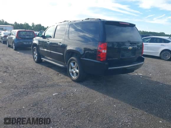 2011 Chevrolet Suburban LTZ с VIN 1GNSKKE39BR337810, выставлен на аукционе IAAI как лот 42957324 с пробегом 120 674 миль миль и . История ставок и продаж доступна на DreamBid. Изображение 3.
