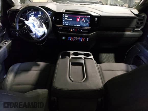 2024 GMC Sierra 1500 SLE with VIN 3GTPUBEK3RG150704, listed as a Copart auction lot 68060215 with 9,636 mi miles and Salvage title. Bid and sale history available at DreamBid. Image 8.