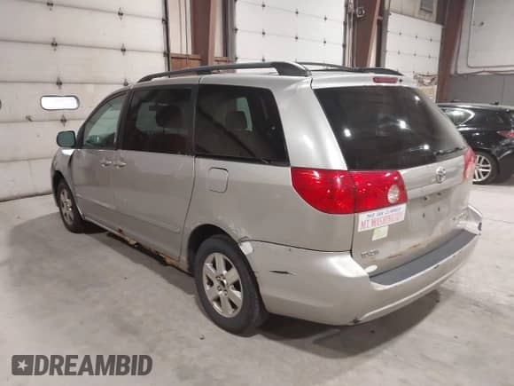 2008 Toyota Sienna LE with VIN 5TDZK23C78S186471, listed as a IAAI auction lot 43514763 with 184,389 mi miles and . Bid and sale history available at DreamBid. Image 3.