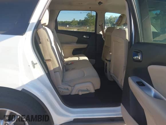 2015 Dodge Journey SXT with VIN 3C4PDCBG5FT637184, listed as a IAAI auction lot 43471933 with 199,483 mi miles and . Bid and sale history available at DreamBid. Image 8.