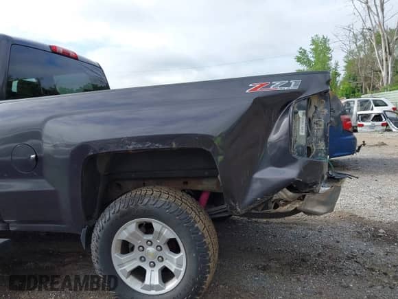 2015 Chevrolet Silverado 1500 LT with VIN 1GCVKRECXFZ204008, listed as a IAAI auction lot 42294936 with 156,321 mi miles and . Bid and sale history available at DreamBid. Image 6.