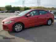 2017 Hyundai Elantra SE z VIN 5NPD74LF0HH069970, wystawiony jako Copart lot #67634115 z przebiegiem 157 336 mil mil oraz Nie do naprawy • Non repairable. Historia ofert i sprzedaży dostępna na DreamBid. Obrazek 1.