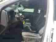 2025 Chevrolet Silverado 2500HD Custom z VIN 1GC4KME7XSF318491, wystawiony jako Copart lot #68007545 z przebiegiem 5 114 mil mil oraz Szkoda całkowita • Salvage title. Historia ofert i sprzedaży dostępna na DreamBid. Obrazek 7.