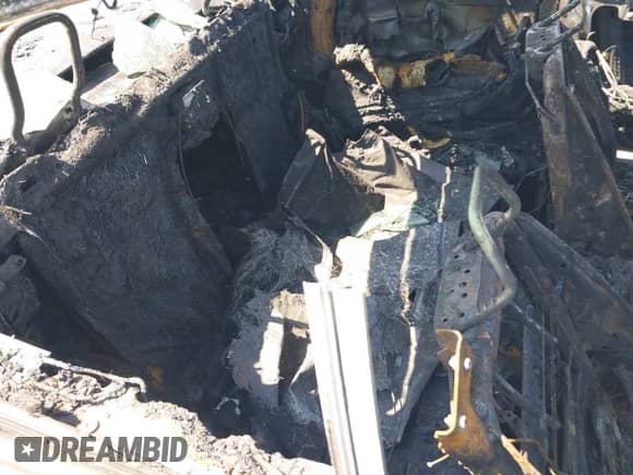 2015 BMW 4 Series 428i с VIN WBA3V5C54FP751974, выставлен на аукционе IAAI как лот 43151571 с пробегом Не указан миль и . История ставок и продаж доступна на DreamBid. Изображение 8.