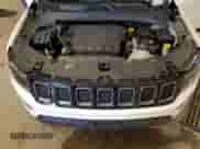 2018 Jeep Compass Trailhawk с VIN 3C4NJDDB0JT163497, выставлен на аукционе Copart как лот 77000364 с пробегом 28 681 миль миль и Списание • Salvage title. История ставок и продаж доступна на DreamBid. Изображение 12.