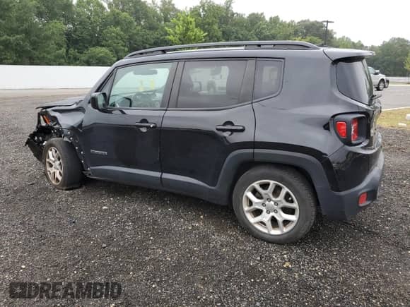 2018 Jeep Renegade Latitude with VIN ZACCJABB7JPJ68659, listed as a Copart auction lot 67125475 with 74,727 mi miles and Salvage title. Bid and sale history available at DreamBid. Image 2.