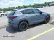 2022 Mazda CX-5 S Preferred z VIN JM3KFBCM9N0584253, wystawiony jako IAAI lot #42142889 z przebiegiem 77 104 mil mil oraz . Historia ofert i sprzedaży dostępna na DreamBid. Obrazek 4.