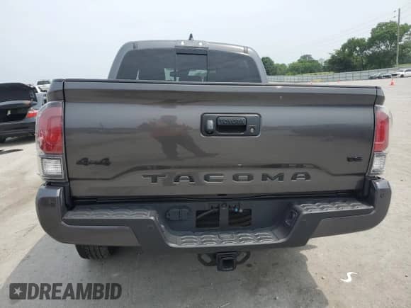 2021 Toyota Tacoma Limited with VIN 3TYGZ5AN8MT017633, listed as a Copart auction lot 60563795 with 38,017 mi miles and Salvage title. Bid and sale history available at DreamBid. Image 6.