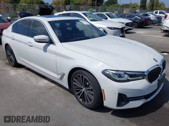 2021 BMW 5 Series 530i с VIN WBA53BH01MWX05211, выставлен на аукционе IAAI как лот 43214959 с пробегом 66 224 миль миль и . История ставок и продаж доступна на DreamBid. Изображение 1.