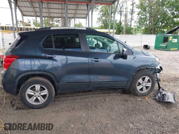 2022 Chevrolet Trax LT с VIN KL7CJPSM1NB533275, выставлен на аукционе IAAI как лот 43027749 с пробегом 95 665 миль миль и . История ставок и продаж доступна на DreamBid. Изображение 12.