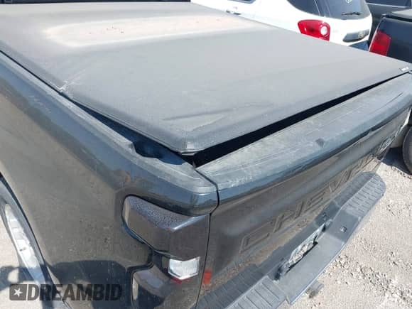 2021 Chevrolet Silverado 1500 LT с VIN 3GCPYDEK5MG215304, выставлен на аукционе IAAI как лот 42432369 с пробегом Не указан миль и . История ставок и продаж доступна на DreamBid. Изображение 19.