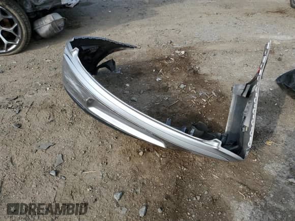 2018 Chrysler 300 S с VIN 2C3CCABG8JH266811, выставлен на аукционе Copart как лот 65346275 с пробегом 105 775 миль миль и Списание • Salvage title. История ставок и продаж доступна на DreamBid. Изображение 12.