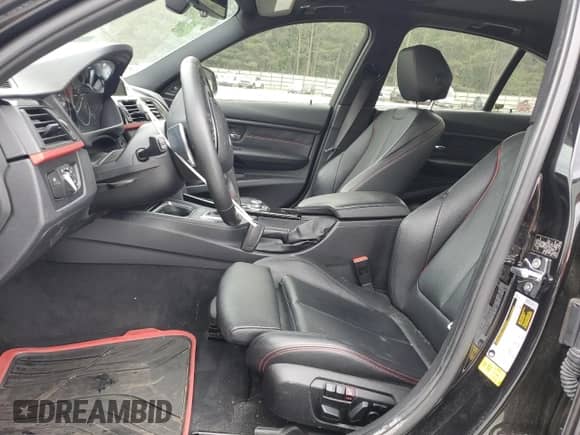 2012 BMW 3 Series 335i с VIN WBA3A9G56CNN67592, выставлен на аукционе Copart как лот 54086545 с пробегом Не указан миль и Списание • Salvage title. История ставок и продаж доступна на DreamBid. Изображение 7.