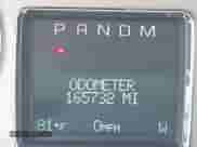 2009 Cadillac Escalade ESV with VIN 1GYFK56219R114974, listed as a IAAI auction lot 42525119 with 165,732 mi miles and . Bid and sale history available at DreamBid. Image 15.