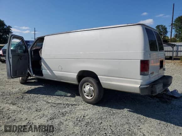 2008 Ford Econoline Cargo Commercial с VIN 1FTNS24L78DA23330, выставлен на аукционе Copart как лот 70420354 с пробегом Не указан миль и Списание • Salvage title. История ставок и продаж доступна на DreamBid. Изображение 2.