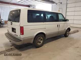 1999 Chevrolet Astro z VIN 1GNDM19W9XB138046, wystawiony jako IAAI lot #42493817 z przebiegiem 187 616 mil mil oraz . Historia ofert i sprzedaży dostępna na DreamBid. Obrazek 4.