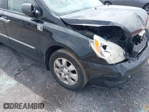 2008 Hyundai Entourage GLS с VIN KNDMC233686054339, выставлен на аукционе IAAI как лот 42030431 с пробегом 269 453 миль миль и . История ставок и продаж доступна на DreamBid. Изображение 13.