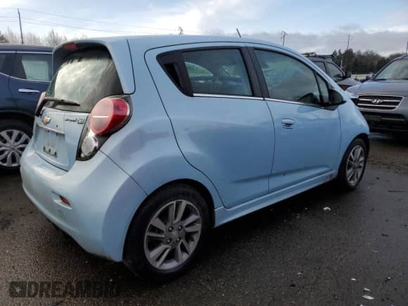 2015 Chevrolet Spark LT с VIN KL8CK6S01FC805657, выставлен на аукционе Copart как лот 85602264 с пробегом 27 439 миль миль и Списание • Salvage title. История ставок и продаж доступна на DreamBid. Изображение 3.