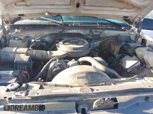 1995 Chevrolet Silverado 2500 с VIN 1GCFC24KXSZ235027, выставлен на аукционе IAAI как лот 41618945 с пробегом 263 798 миль миль и . История ставок и продаж доступна на DreamBid. Изображение 10.