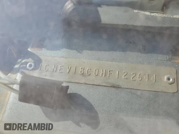 1987 Chevrolet Blazer z VIN 1GNEV18C0HF122644, wystawiony jako Copart lot #60716955 z przebiegiem 69 232 mil mil oraz Czysty tytuł • Clean title. Historia ofert i sprzedaży dostępna na DreamBid. Obrazek 12.