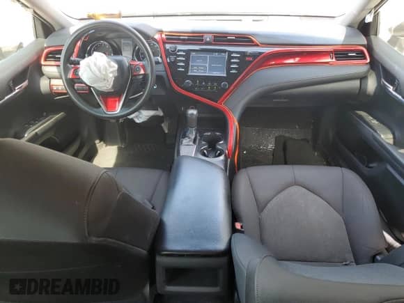 2019 Toyota Camry LE с VIN 4T1B11HKXKU193153, выставлен на аукционе Copart как лот 66660725 с пробегом 130 057 миль миль и Списание • Salvage title. История ставок и продаж доступна на DreamBid. Изображение 8.