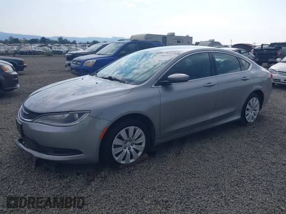 2015 Chrysler 200 LX с VIN 1C3CCCFB1FN717554, выставлен на аукционе IAAI как лот 43089594 с пробегом 52 390 миль миль и . История ставок и продаж доступна на DreamBid. Изображение 2.