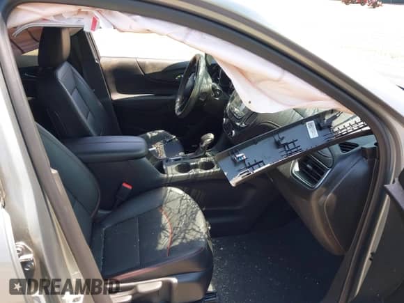 2024 Chevrolet Equinox RS z VIN 3GNAXWEG2RS113552, wystawiony jako IAAI lot #42663618 z przebiegiem 7 193 mil mil oraz . Historia ofert i sprzedaży dostępna na DreamBid. Obrazek 5.