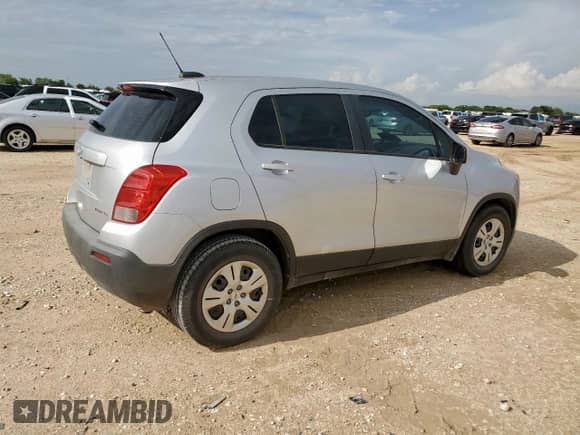 2016 Chevrolet Trax LS с VIN KL7CJKSB5GB563772, выставлен на аукционе Copart как лот 64810995 с пробегом 168 377 миль миль и Списание • Salvage title. История ставок и продаж доступна на DreamBid. Изображение 3.