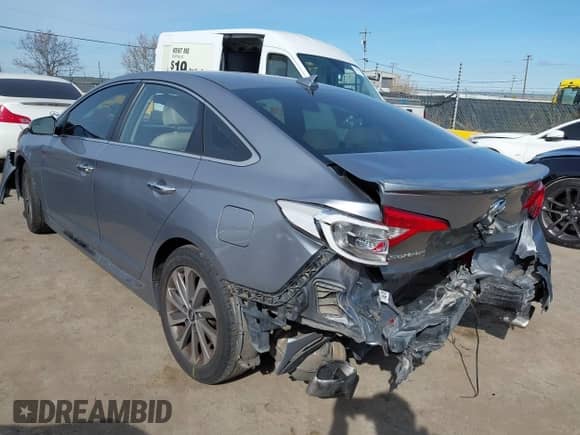 2016 Hyundai Sonata Limited z VIN 5NPE34AF6GH411570, wystawiony jako IAAI lot #41843291 z przebiegiem 128 445 mil mil oraz . Historia ofert i sprzedaży dostępna na DreamBid. Obrazek 3.