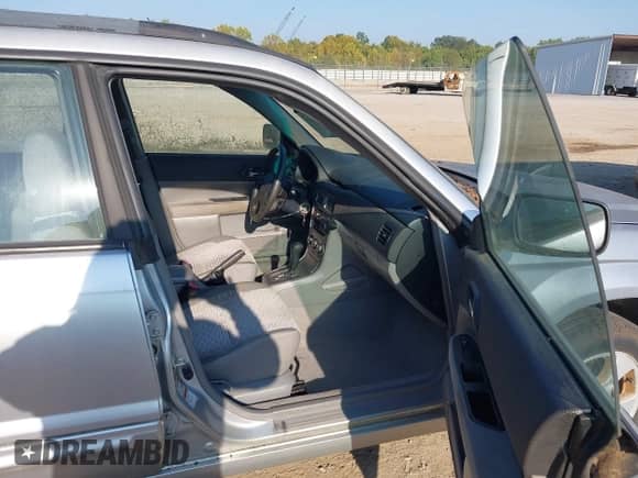 2004 Subaru Forester XS с VIN JF1SG65664H709095, выставлен на аукционе IAAI как лот 43240297 с пробегом 195 827 миль миль и . История ставок и продаж доступна на DreamBid. Изображение 5.