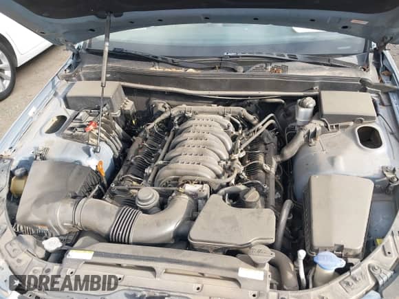 2009 Hyundai Genesis z VIN KMHGC46F09U040315, wystawiony jako IAAI lot #42748053 z przebiegiem 184 640 mil mil oraz . Historia ofert i sprzedaży dostępna na DreamBid. Obrazek 10.