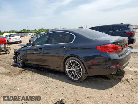2019 BMW 5 Series 540i xDrive z VIN WBAJE7C5XKWW22818, wystawiony jako Copart lot #66738655 z przebiegiem Nie podano mil oraz Szkoda całkowita • Salvage title. Historia ofert i sprzedaży dostępna na DreamBid. Obrazek 2.