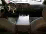 2011 Chevrolet Silverado 1500 LT z VIN 3GCPKSEA0BG130090, wystawiony jako Copart lot #57084385 z przebiegiem 113 978 mil mil oraz Szkoda całkowita • Salvage title. Historia ofert i sprzedaży dostępna na DreamBid. Obrazek 8.