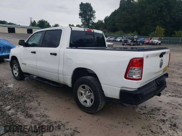 2022 Ram 1500 Tradesman z VIN 1C6RREGG1NN211562, wystawiony jako Copart lot #68348895 z przebiegiem 87 491 mil mil oraz Szkoda całkowita • Salvage title. Historia ofert i sprzedaży dostępna na DreamBid. Obrazek 2.