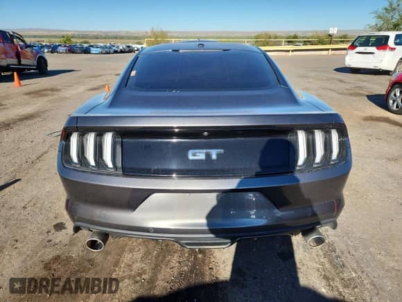 2017 Ford Mustang GT z VIN 1FA6P8CF2H5272235, wystawiony jako Copart lot #82162045 z przebiegiem 83 940 mil mil oraz Szkoda całkowita • Salvage title. Historia ofert i sprzedaży dostępna na DreamBid. Obrazek 6.