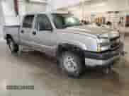 2006 Chevrolet Silverado 2500HD LT3 z VIN 1GCHK23DX6F190130, wystawiony jako Copart lot #82350845 z przebiegiem Nie podano mil oraz Szkoda całkowita • Salvage title. Historia ofert i sprzedaży dostępna na DreamBid. Obrazek 4.