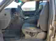 2003 Chevrolet Silverado 1500HD LS с VIN 1GCGK13U43F186091, выставлен на аукционе Copart как лот 72749684 с пробегом Не указан миль и Списание • Salvage title. История ставок и продаж доступна на DreamBid. Изображение 7.