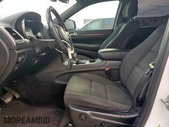 2018 Jeep Grand Cherokee Laredo with VIN 1C4RJFAG0JC391539, listed as a Copart auction lot 59133275 with 230,320 mi miles and Clean title. Bid and sale history available at DreamBid. Image 7.