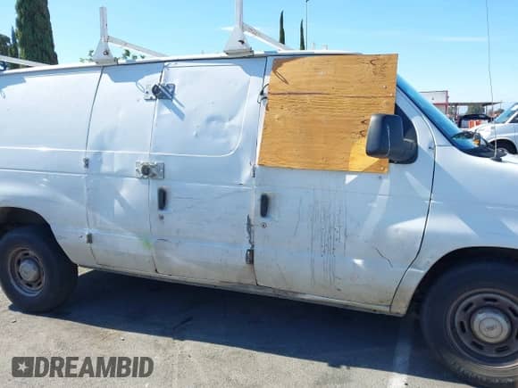2005 Ford Econoline Cargo with VIN 1FTRE14W85HA90035, listed as a IAAI auction lot 42625257 with 204,929 mi miles and . Bid and sale history available at DreamBid. Image 13.